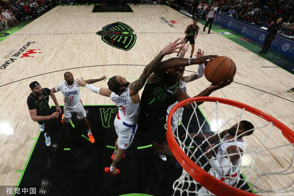 霍姆格伦拥 霍姆格伦拥