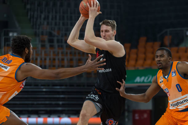 无论是在国 无论是在国