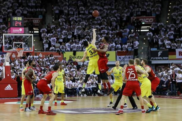 俱乐部决策 俱乐部决策