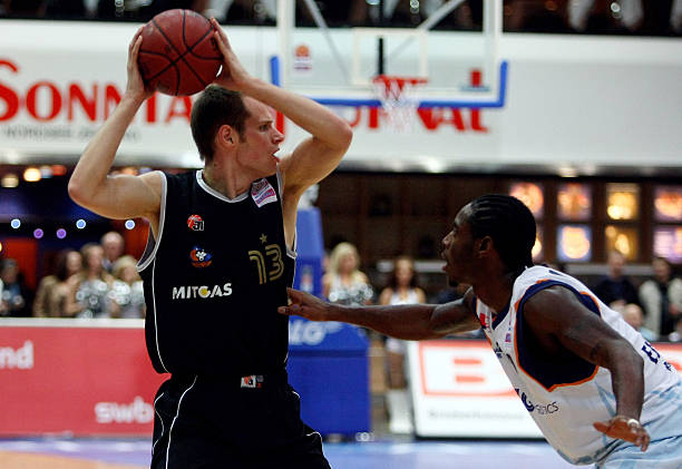 事中一路高 事中一路高